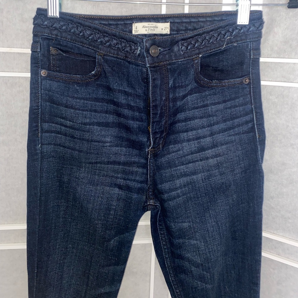Abercrombie and Dutch womens high rise skinny Jean with braided waist 4 / 27